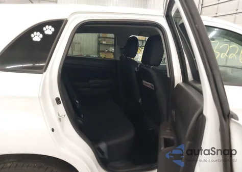 2015 Mitsubishi Outlander Sport Es z USA, uszkodzony, nr VIN 4A4AP3AU4FE051749